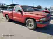 2000 Dodge Dakota z VIN 1B7FL26P7YS630499, wystawiony jako Copart lot #46513094 z przebiegiem Nie podano mil oraz Nie do naprawy • Non repairable. Historia ofert i sprzedaży dostępna na DreamBid. Obrazek 4.