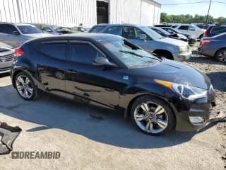 ✅ 2017 Hyundai Veloster • VIN: KMHTC6AD7HU320831 • Lot: 60431564. Wystawiony na Copart z przebiegiem 110 968 mil. Bezpłatny archiwum sprzedaży aukcyjnych z USA i szczegółowy raport historii pojazdu na DreamBid. Zdjęcie 4.