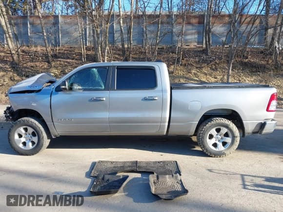✅ 2019 Ram 1500 Big Horn • VIN: 1C6SRFMT0KN755152 • Lot: 41870428. Listed on IAAI with 104,251 mi. Free auction sales archive from the USA and detailed vehicle history report at DreamBid. Image 14.