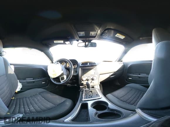 ✅ 2013 Dodge Challenger SXT • VIN: 2C3CDYAG8DH524563 • Lot: 43632366. Listed on IAAI with Not provided. Free auction sales archive from the USA and detailed vehicle history report at DreamBid. Image 19.