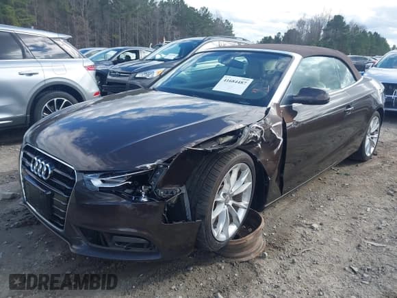 ✅ 2013 Audi A5 Premium • VIN: WAUCFAFH5DN011998 • Lot: 41684487. Listed on IAAI with 125,475 mi. Free auction sales archive from the USA and detailed vehicle history report at DreamBid. Image 18.