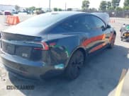 ✅ 2025 Tesla Model 3 Long Range • VIN: 5YJ3E1EA3SF976350 • Lot: 43401948. Wystawiony na IAAI z przebiegiem Nie podano. Bezpłatny archiwum sprzedaży aukcyjnych z USA i szczegółowy raport historii pojazdu na DreamBid. Zdjęcie 4.