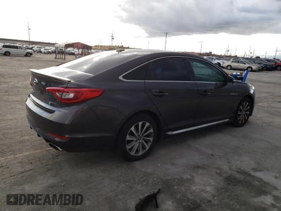 ✅ 2016 Hyundai Sonata Sport • VIN: 5NPE34AF3GH325181 • Lot: 43647203. Listed on Copart with 98,026 mi. Free auction sales archive from the USA and detailed vehicle history report at DreamBid. Image 3.