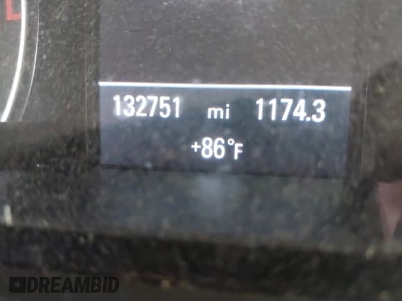 ✅ 2015 Audi Q5 Premium Plus • VIN: WA1LFAFP4FA005852 • Lot: 42073338. Wystawiony na IAAI z przebiegiem 132 751 mil. Bezpłatny archiwum sprzedaży aukcyjnych z USA i szczegółowy raport historii pojazdu na DreamBid. Zdjęcie 16.