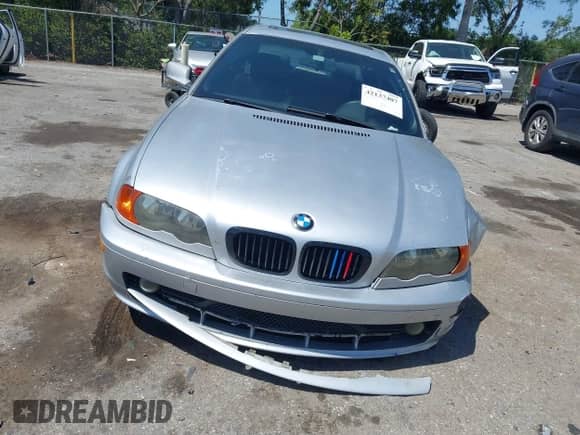 2000 BMW 3 Series 323Ci с VIN WBABM3349YJN88416, выставлен на аукционе IAAI как лот 42137407 с пробегом 228 922 миль миль и . История ставок и продаж доступна на DreamBid. Изображение 13.