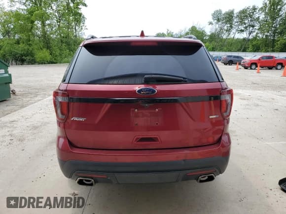✅ 2017 Ford Explorer Sport • VIN: 1FM5K8GT5HGA56156 • Lot: 60200865. Wystawiony na Copart z przebiegiem 139 967 mil. Bezpłatny archiwum sprzedaży aukcyjnych z USA i szczegółowy raport historii pojazdu na DreamBid. Zdjęcie 6.