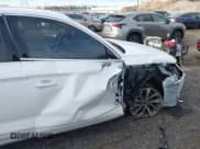 ✅ 2023 Audi Q5 Sportback S line Premium Plus • VIN: WA15AAFY9P2015093 • Лот: 42024672. Опубликован ранее на IAAI с пробегом 14 680 миль. Бесплатный доступ к архиву аукционных продаж из США и подробный отчёт об истории автомобиля на DreamBid. Изображение 17.