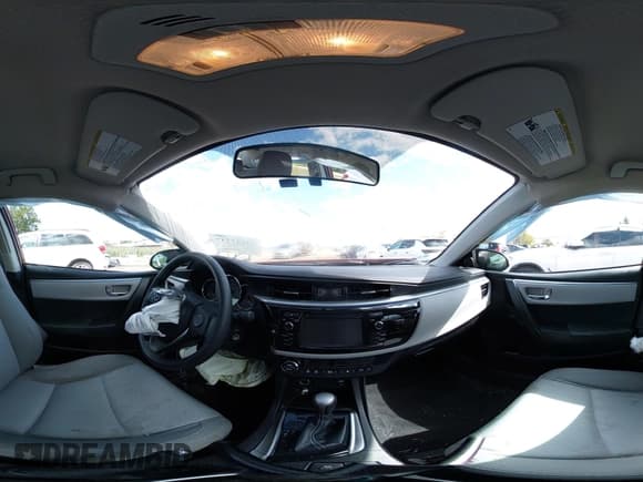 ✅ 2016 Toyota Corolla S Plus • VIN: 5YFBURHE2GP502803 • Лот: 43137737. Опубликован ранее на IAAI с пробегом 112 651 миль. Бесплатный доступ к архиву аукционных продаж из США и подробный отчёт об истории автомобиля на DreamBid. Изображение 18.