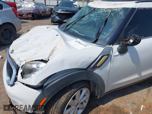 ✅ 2013 MINI Paceman S ALL4 • VIN: WMWSS7C5XDWN71580 • Lot: 42902274. Wystawiony na IAAI z przebiegiem 122 976 mil. Bezpłatny archiwum sprzedaży aukcyjnych z USA i szczegółowy raport historii pojazdu na DreamBid. Zdjęcie 6.