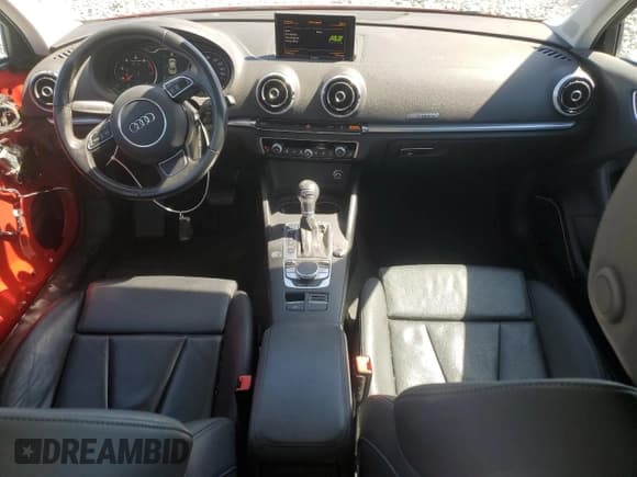 ✅ 2015 Audi A3 Prestige • VIN: WAUKFGFF8F1042086 • Lot: 50163435. Wystawiony na Copart z przebiegiem 85 210 mil. Bezpłatny archiwum sprzedaży aukcyjnych z USA i szczegółowy raport historii pojazdu na DreamBid. Zdjęcie 8.