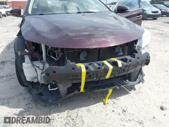 ✅ 2014 Toyota Avalon XLE Touring • VIN: 4T1BK1EB5EU088686 • Lot: 42975493. Wystawiony na IAAI z przebiegiem 116 625 mil. Bezpłatny archiwum sprzedaży aukcyjnych z USA i szczegółowy raport historii pojazdu na DreamBid. Zdjęcie 6.