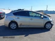 ✅ 2011 Toyota Prius I • VIN: JTDKN3DU5B1421685 • Lot: 43306053. Wystawiony na IAAI z przebiegiem 184 084 mil. Bezpłatny archiwum sprzedaży aukcyjnych z USA i szczegółowy raport historii pojazdu na DreamBid. Zdjęcie 14.