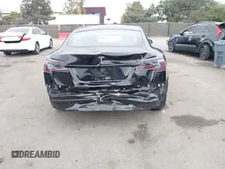 ✅ 2022 Tesla Model S • VIN: 5YJSA1E5XNF463529 • Lot: 43714895. Wystawiony na IAAI z przebiegiem 55 399 mil. Bezpłatny archiwum sprzedaży aukcyjnych z USA i szczegółowy raport historii pojazdu na DreamBid. Zdjęcie 6.