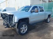 ✅ 2016 Chevrolet Silverado 2500HD LT • VIN: 1GC1KVE89GF268921 • Лот: 42050753. Опубликован ранее на IAAI с пробегом 194 180 миль. Бесплатный доступ к архиву аукционных продаж из США и подробный отчёт об истории автомобиля на DreamBid. Изображение 2.