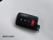 ✅ 2017 Toyota RAV4 Limited • VIN: 2T3DFREV7HW541210 • Lot: 43582602. Listed on IAAI with 87,882 mi. Free auction sales archive from the USA and detailed vehicle history report at DreamBid. Image 11.