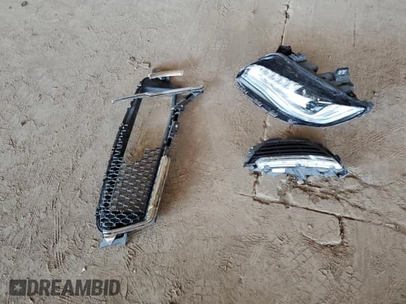 ✅ 2019 Lincoln MKZ Hybrid Reserve I • VIN: 3LN6L5LU0KR629561 • Lot: 82274315. Wystawiony na Copart z przebiegiem 25 910 mil. Bezpłatny archiwum sprzedaży aukcyjnych z USA i szczegółowy raport historii pojazdu na DreamBid. Zdjęcie 12.