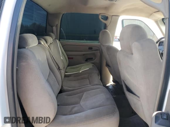 ✅ 2005 GMC Sierra 1500 SLT • VIN: 2GTEC13T951129648 • Лот: 66658585. Опубликован ранее на Copart с пробегом 165 443 миль. Бесплатный доступ к архиву аукционных продаж из США и подробный отчёт об истории автомобиля на DreamBid. Изображение 10.