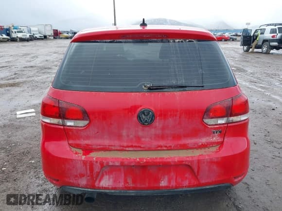 ✅ 2013 Volkswagen Golf TDI w/Sunroof & Nav • VIN: WVWNM7AJ1DW131774 • Lot: 41785818. Wystawiony na IAAI z przebiegiem 167 954 mil. Bezpłatny archiwum sprzedaży aukcyjnych z USA i szczegółowy raport historii pojazdu na DreamBid. Zdjęcie 17.
