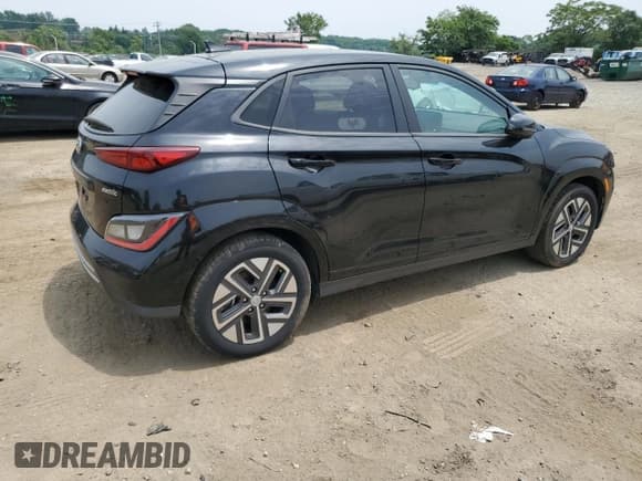 ✅ 2023 Hyundai Kona SE • VIN: KM8K23AG7PU184139 • Лот: 61077005. Опубликован ранее на Copart с пробегом 69 274 миль. Бесплатный доступ к архиву аукционных продаж из США и подробный отчёт об истории автомобиля на DreamBid. Изображение 3.