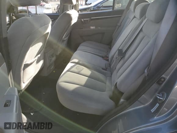 ✅ 2009 Hyundai Santa Fe Limited • VIN: 5NMSH13E39H301406 • Lot: 72622034. Listed on Copart with 114,723 mi. Free auction sales archive from the USA and detailed vehicle history report at DreamBid. Image 10.