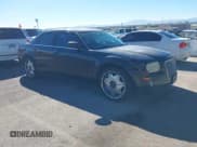 ✅ 2007 Chrysler 300 • VIN: 2C3KA43R67H626797 • Lot: 43583153. Listed on IAAI with 189,943 mi. Free auction sales archive from the USA and detailed vehicle history report at DreamBid. Image 1.