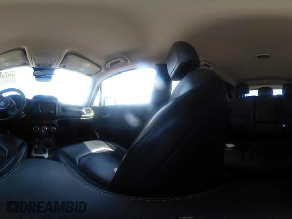 ✅ 2017 Jeep Renegade Limited • VIN: ZACCJBDB3HPE47042 • Lot: 42117357. Listed on IAAI with 139,686 mi. Free auction sales archive from the USA and detailed vehicle history report at DreamBid. Image 18.