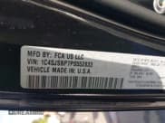 ✅ 2023 Jeep Wagoneer Series II • VIN: 1C4SJSBP7PS552833 • Lot: 42323132. Wystawiony na IAAI z przebiegiem 16 665 mil. Bezpłatny archiwum sprzedaży aukcyjnych z USA i szczegółowy raport historii pojazdu na DreamBid. Zdjęcie 9.