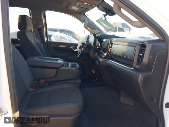 ✅ 2025 Chevrolet Silverado 2500HD LT • VIN: 2GC1KNEY5S1222762 • Лот: 43784779. Опубликован ранее на IAAI с пробегом 9 303 миль. Бесплатный доступ к архиву аукционных продаж из США и подробный отчёт об истории автомобиля на DreamBid. Изображение 5.