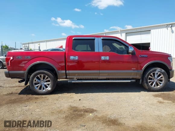 ✅ 2016 Ford F-150 XLT • VIN: 1FTEW1EG2GKD92350 • Лот: 42627632. Опубликован ранее на IAAI с пробегом 183 402 миль. Бесплатный доступ к архиву аукционных продаж из США и подробный отчёт об истории автомобиля на DreamBid. Изображение 14.