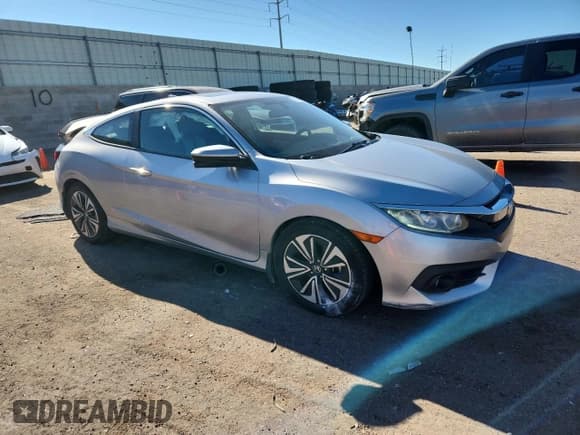 ✅ 2018 Honda Civic EX-T • VIN: 2HGFC3B31JH354912 • Lot: 83971445. Wystawiony na Copart z przebiegiem 62 356 mil. Bezpłatny archiwum sprzedaży aukcyjnych z USA i szczegółowy raport historii pojazdu na DreamBid. Zdjęcie 4.