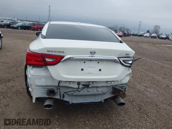 ✅ 2016 Nissan Maxima SL • VIN: 1N4AA6AP6GC431070 • Lot: 42003568. Wystawiony na IAAI z przebiegiem 99 748 mil. Bezpłatny archiwum sprzedaży aukcyjnych z USA i szczegółowy raport historii pojazdu na DreamBid. Zdjęcie 16.