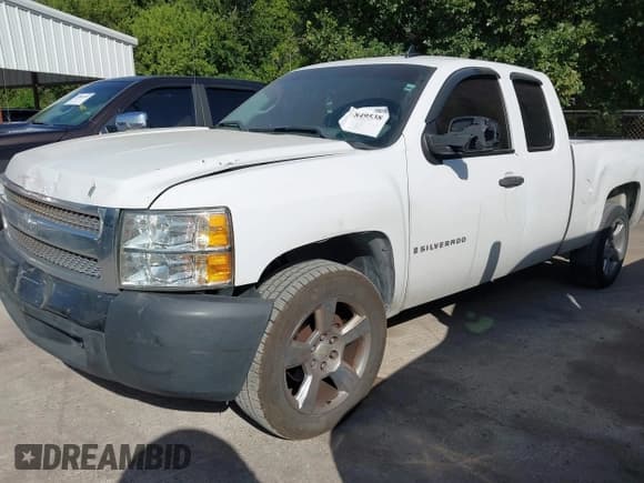 ✅ 2007 Chevrolet Silverado 1500 Work Truck • VIN: 1GCEC19X87Z653149 • Лот: 42849538. Опубликован ранее на IAAI с пробегом 195 129 миль. Бесплатный доступ к архиву аукционных продаж из США и подробный отчёт об истории автомобиля на DreamBid. Изображение 12.