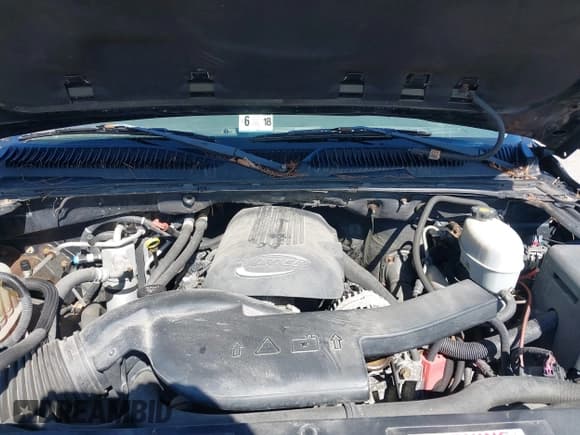 ✅ 2005 Chevrolet Suburban LT • VIN: 1GNFK16Z55J251296 • Лот: 42119068. Опубликован ранее на IAAI с пробегом 312 449 миль. Бесплатный доступ к архиву аукционных продаж из США и подробный отчёт об истории автомобиля на DreamBid. Изображение 10.