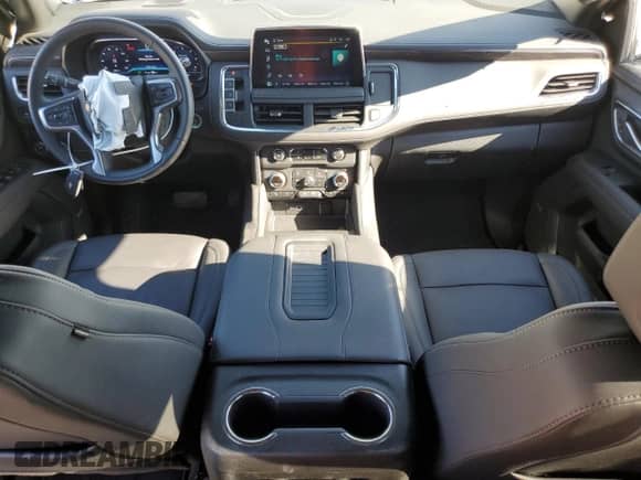 2024 Chevrolet Suburban LT z VIN 1GNSCCKD0RR370849, wystawiony jako Copart lot #83688264 z przebiegiem 2 895 mil mil oraz Szkoda całkowita • Salvage title. Historia ofert i sprzedaży dostępna na DreamBid. Obrazek 8.