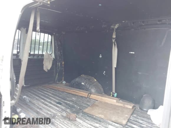 ✅ 2000 GMC Savana • VIN: 1GTHG35R1Y1230112 • Лот: 41884197. Опубликован ранее на IAAI с пробегом 147 975 миль. Бесплатный доступ к архиву аукционных продаж из США и подробный отчёт об истории автомобиля на DreamBid. Изображение 8.