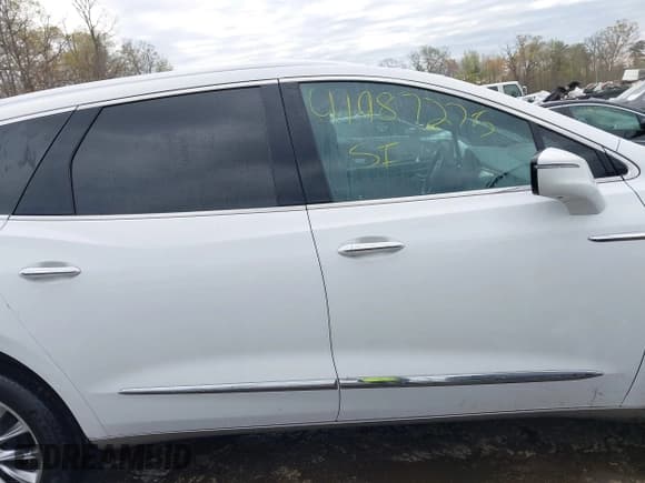 ✅ 2022 Buick Enclave Premium • VIN: 5GAERCKW5NJ186135 • Лот: 41987275. Опубликован ранее на IAAI с пробегом 54 362 миль. Бесплатный доступ к архиву аукционных продаж из США и подробный отчёт об истории автомобиля на DreamBid. Изображение 14.