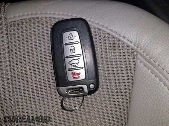 ✅ 2012 Hyundai Veloster w/Gray Int • VIN: KMHTC6AD0CU023182 • Lot: 41129872. Wystawiony na IAAI z przebiegiem 85 392 mil. Bezpłatny archiwum sprzedaży aukcyjnych z USA i szczegółowy raport historii pojazdu na DreamBid. Zdjęcie 11.