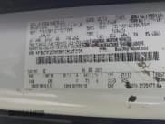 ✅ 2015 Ford Transit XL • VIN: 1FBZX2ZM8FKB27908 • Lot: 41733058. Wystawiony na IAAI z przebiegiem 175 342 mil. Bezpłatny archiwum sprzedaży aukcyjnych z USA i szczegółowy raport historii pojazdu na DreamBid. Zdjęcie 9.