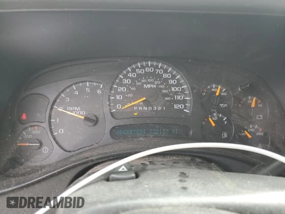 ✅ 2006 Chevrolet Silverado 2500HD Work Truck • VIN: 1GCHC23U26F260443 • Lot: 45723185. Wystawiony na Copart z przebiegiem 222 127 mil. Bezpłatny archiwum sprzedaży aukcyjnych z USA i szczegółowy raport historii pojazdu na DreamBid. Zdjęcie 9.