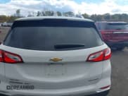 ✅ 2020 Chevrolet Equinox Premier • VIN: 3GNAXPEX7LS587591 • Lot: 43527189. Wystawiony na IAAI z przebiegiem 45 364 mil. Bezpłatny archiwum sprzedaży aukcyjnych z USA i szczegółowy raport historii pojazdu na DreamBid. Zdjęcie 16.