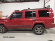 ✅ 2006 Jeep Commander • VIN: 1J8HG48K16C302814 • Lot: 41997368. Wystawiony na IAAI z przebiegiem 218 598 mil. Bezpłatny archiwum sprzedaży aukcyjnych z USA i szczegółowy raport historii pojazdu na DreamBid. Zdjęcie 15.
