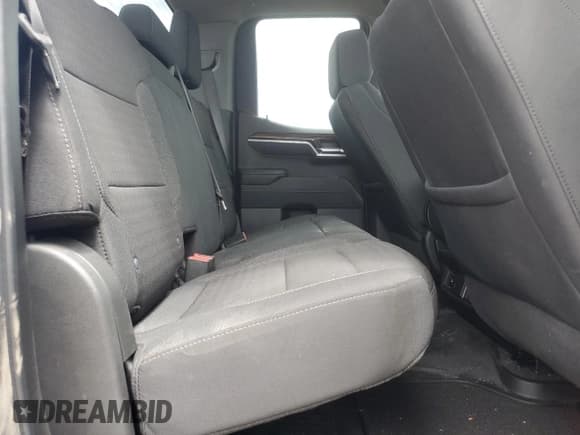 ✅ 2023 Chevrolet Silverado 1500 • VIN: 1GCRDEEK0PZ332352 • Лот: 54782755. Опубликован ранее на Copart с пробегом 31 019 миль. Бесплатный доступ к архиву аукционных продаж из США и подробный отчёт об истории автомобиля на DreamBid. Изображение 10.