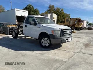 ✅ 2009 Ford F-150 XL • VIN: 1FTRF12849KB67641 • Лот: 77224334. Опубликован ранее на Copart с пробегом 314 994 миль. Бесплатный доступ к архиву аукционных продаж из США и подробный отчёт об истории автомобиля на DreamBid. Изображение 1.