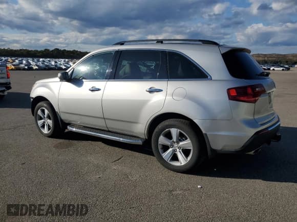 ✅ 2013 Acura MDX Technology • VIN: 2HNYD2H35DH514553 • Лот: 89613075. Опубликован ранее на Copart с пробегом 140 818 миль. Бесплатный доступ к архиву аукционных продаж из США и подробный отчёт об истории автомобиля на DreamBid. Изображение 2.