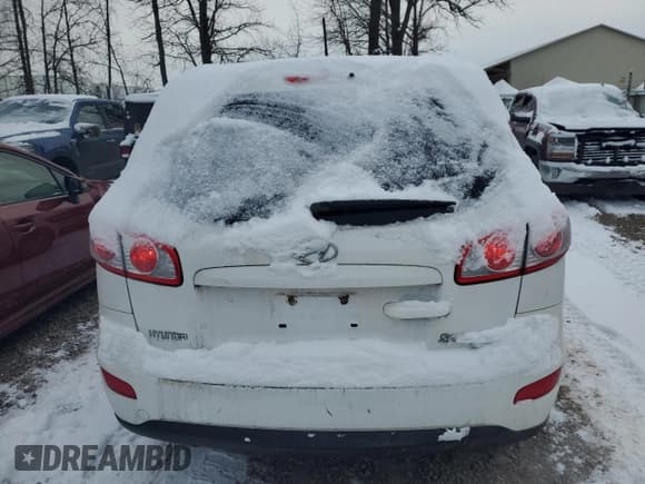 ✅ 2011 Hyundai Santa Fe GLS • VIN: 5XYZGDAG0BG014175 • Lot: 84629304. Listed on Copart with 162,860 mi. Free auction sales archive from the USA and detailed vehicle history report at DreamBid. Image 6.