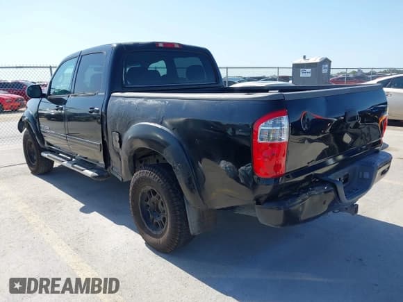 ✅ 2004 Toyota Tundra Limited • VIN: 5TBET38184S444542 • Lot: 42002826. Wystawiony na IAAI z przebiegiem 241 668 mil. Bezpłatny archiwum sprzedaży aukcyjnych z USA i szczegółowy raport historii pojazdu na DreamBid. Zdjęcie 3.
