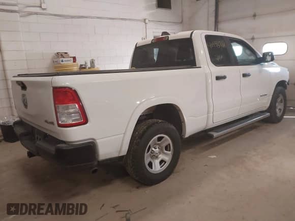 2019 Ram 1500 Tradesman с VIN 1C6RRFCG9KN677067, выставлен на аукционе IAAI как лот 40993768 с пробегом 45 282 миль миль и . История ставок и продаж доступна на DreamBid. Изображение 4.