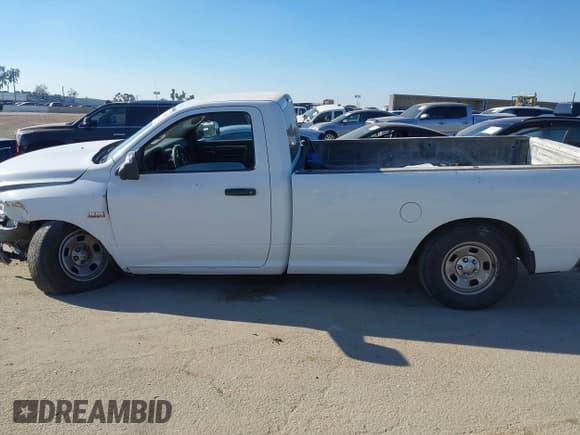 ✅ 2018 Ram 1500 Tradesman • VIN: 3C6JR6DT0JG210216 • Лот: 43873818. Опубликован ранее на IAAI с пробегом 114 570 миль. Бесплатный доступ к архиву аукционных продаж из США и подробный отчёт об истории автомобиля на DreamBid. Изображение 14.