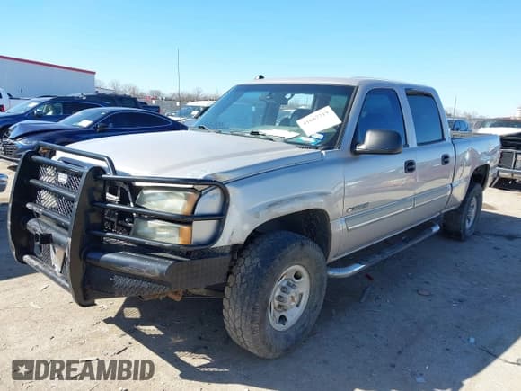 ✅ 2004 Chevrolet Silverado 2500HD LS • VIN: 1GCHC23U14F163344 • Лот: 41687719. Опубликован ранее на IAAI с пробегом Не указан. Бесплатный доступ к архиву аукционных продаж из США и подробный отчёт об истории автомобиля на DreamBid. Изображение 2.