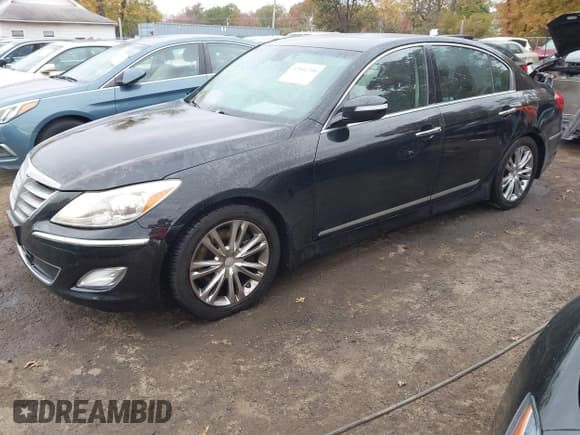 ✅ 2012 Hyundai Genesis 4.6L • VIN: KMHGC4DF6CU172165 • Лот: 43542794. Опубликован ранее на IAAI с пробегом 147 413 миль. Бесплатный доступ к архиву аукционных продаж из США и подробный отчёт об истории автомобиля на DreamBid. Изображение 2.
